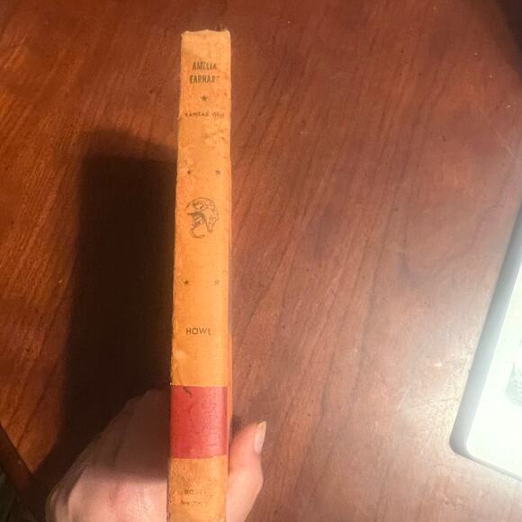 Amelia Earhart Kansas Girl By Jane Moore Howe Hardcover Women's in History - Picture 2 of 8